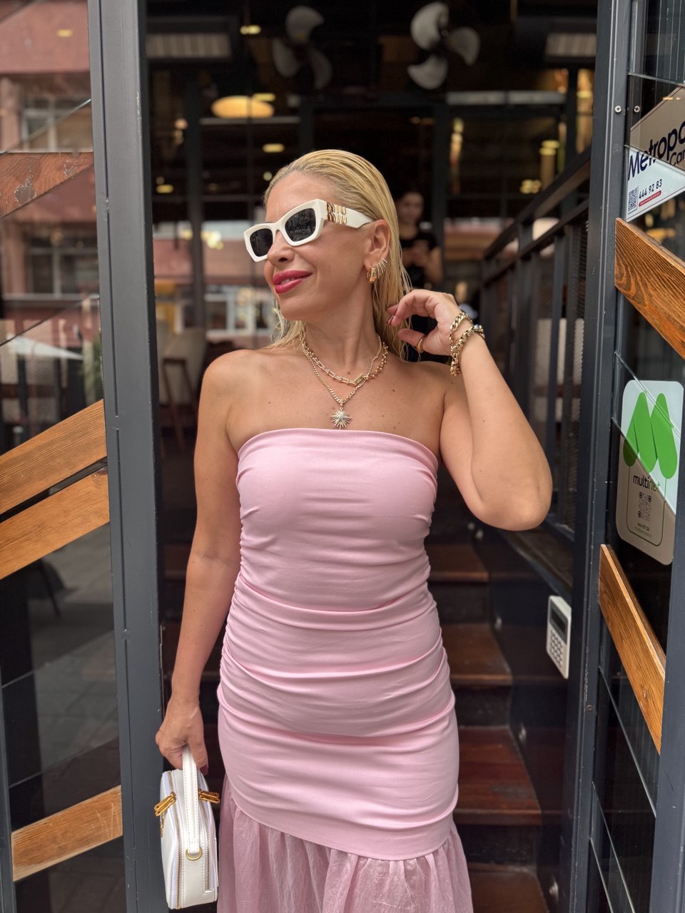 Pembe Straplez uzun elbise