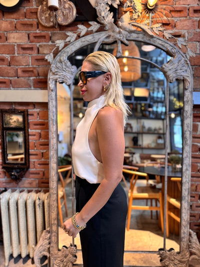 Beyaz Saten Sırt Dekolteli