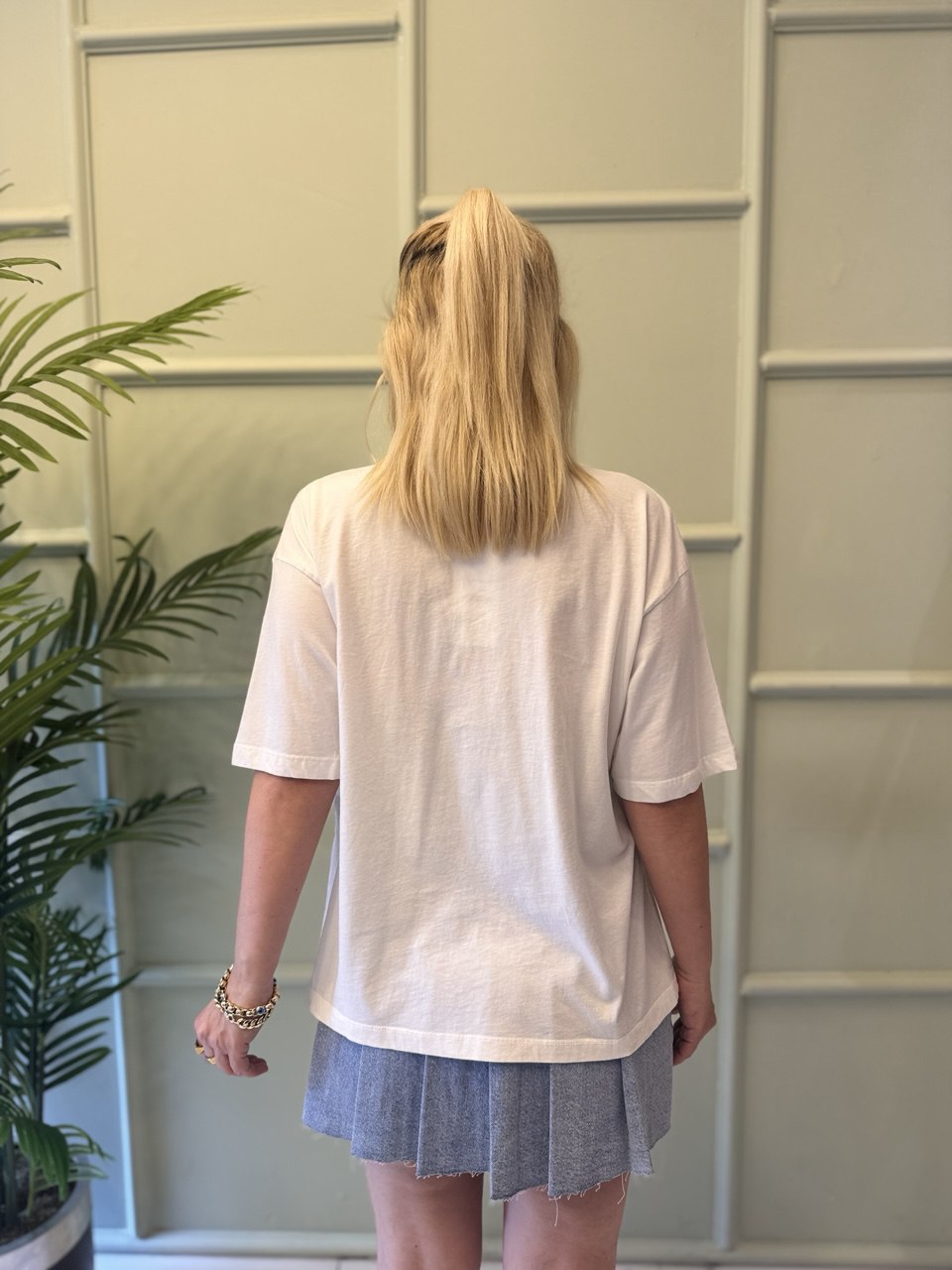 Beyaz baskılı kısa kollu tshirt