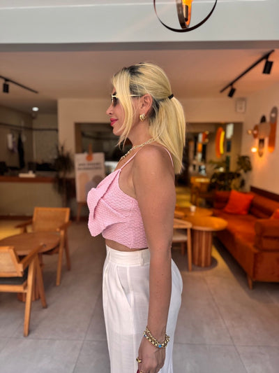 Pembe askılı fiyonk detaylı crop