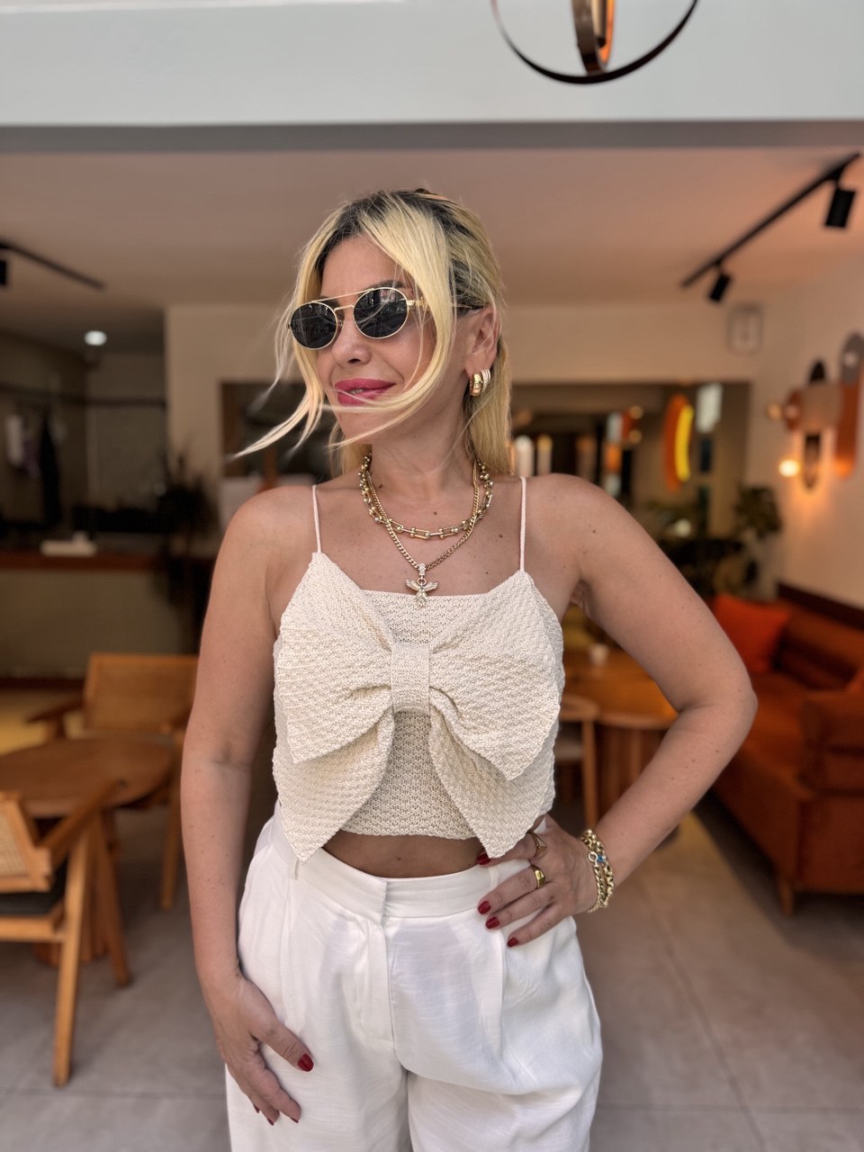 Vizon askılı fiyonk detaylı crop