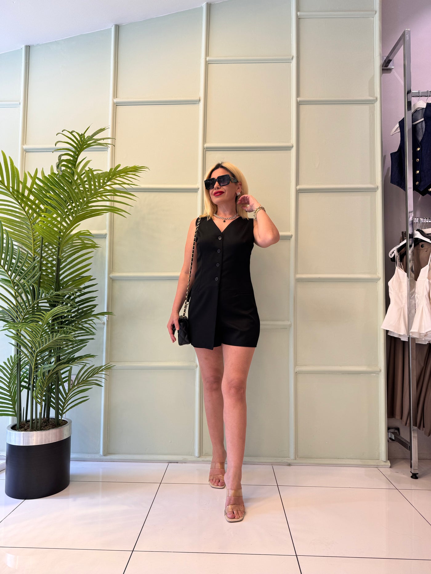 Siyah mini tulum