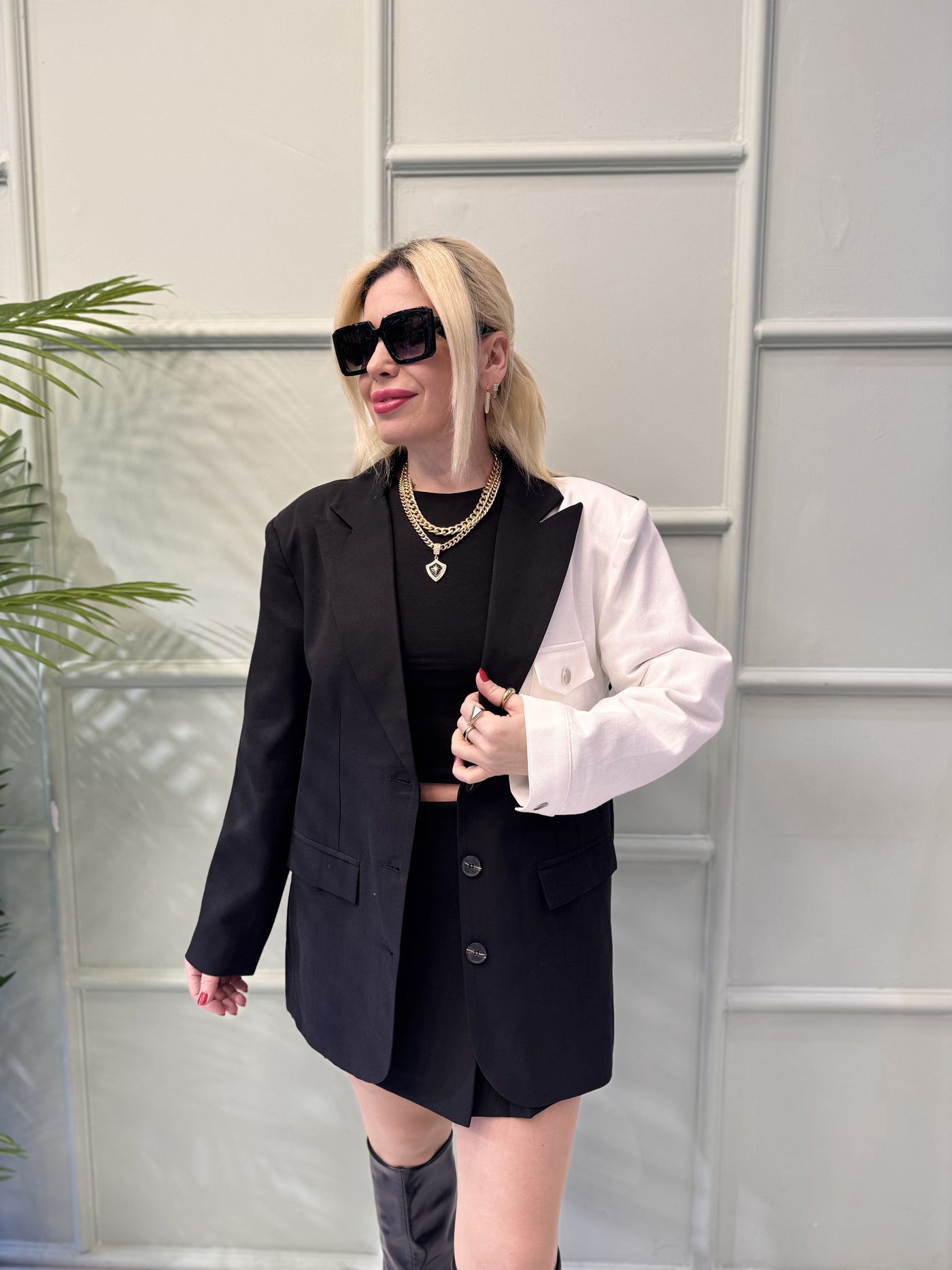 Siyah-Beyaz blazer ceket